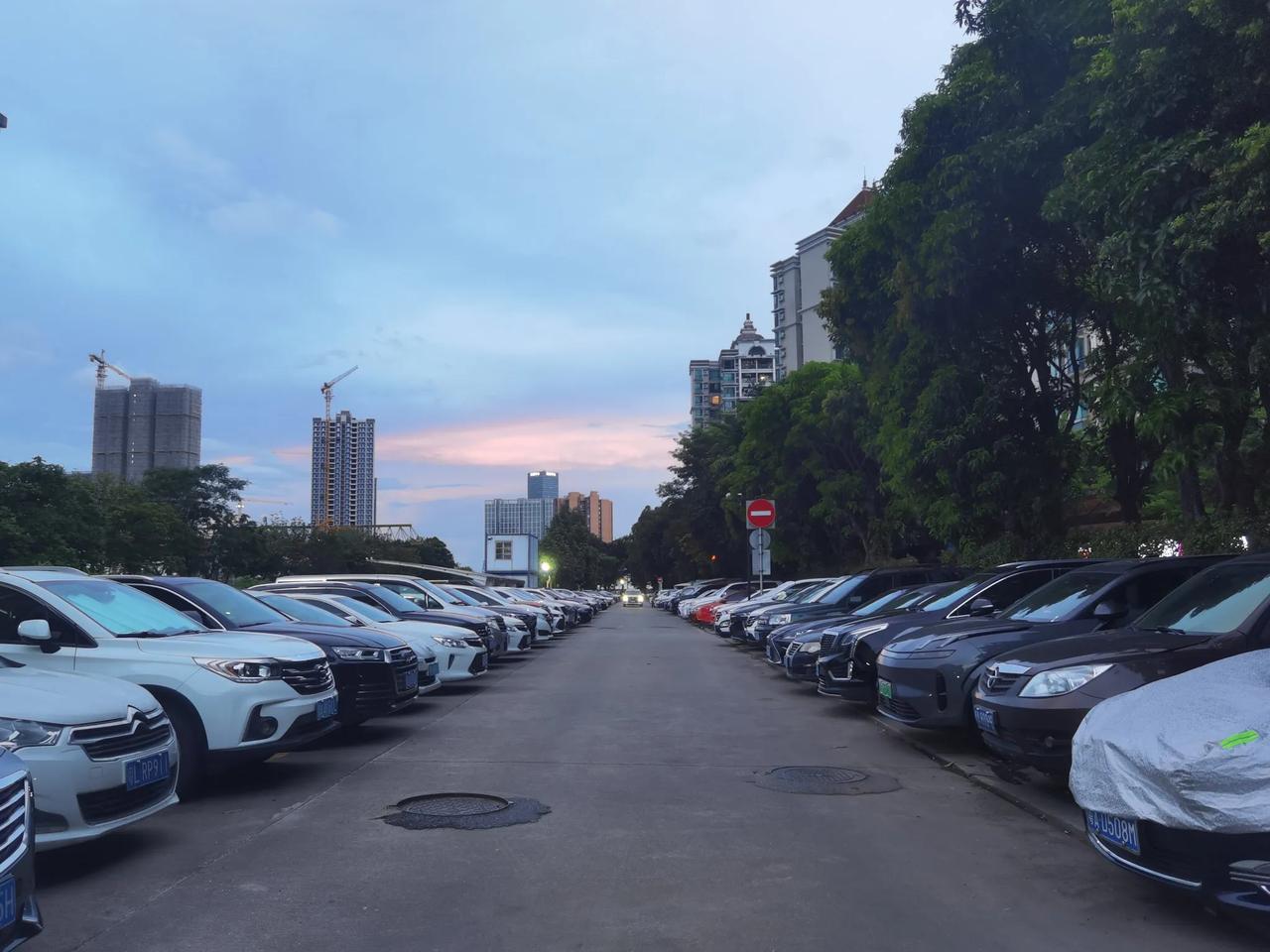 中国智能驾驶格局，只能是“华为+其他”。这是必然的。稍微懂行的人都知道，想要技术
