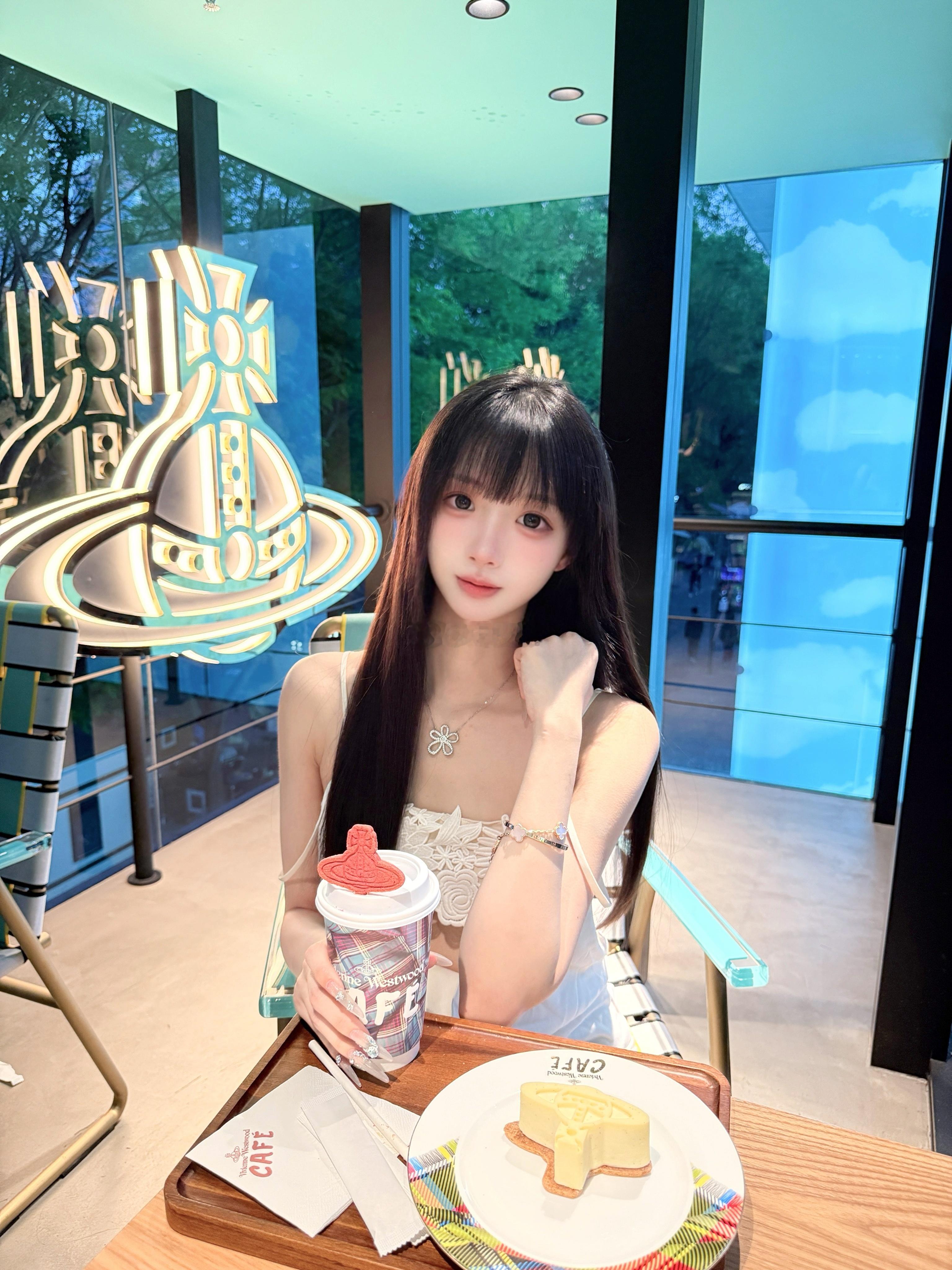 ⁺˚♰ ༝˖ 🪐⊹♡⁺.₊̣̇.⋄ ​​​