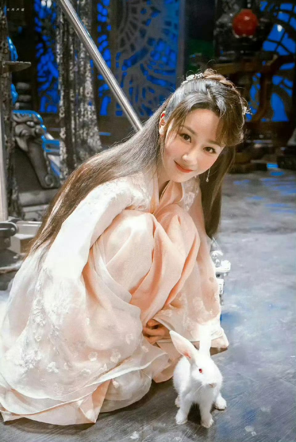 大爆剧七年了还有售后可惜邓伦拍不了了 