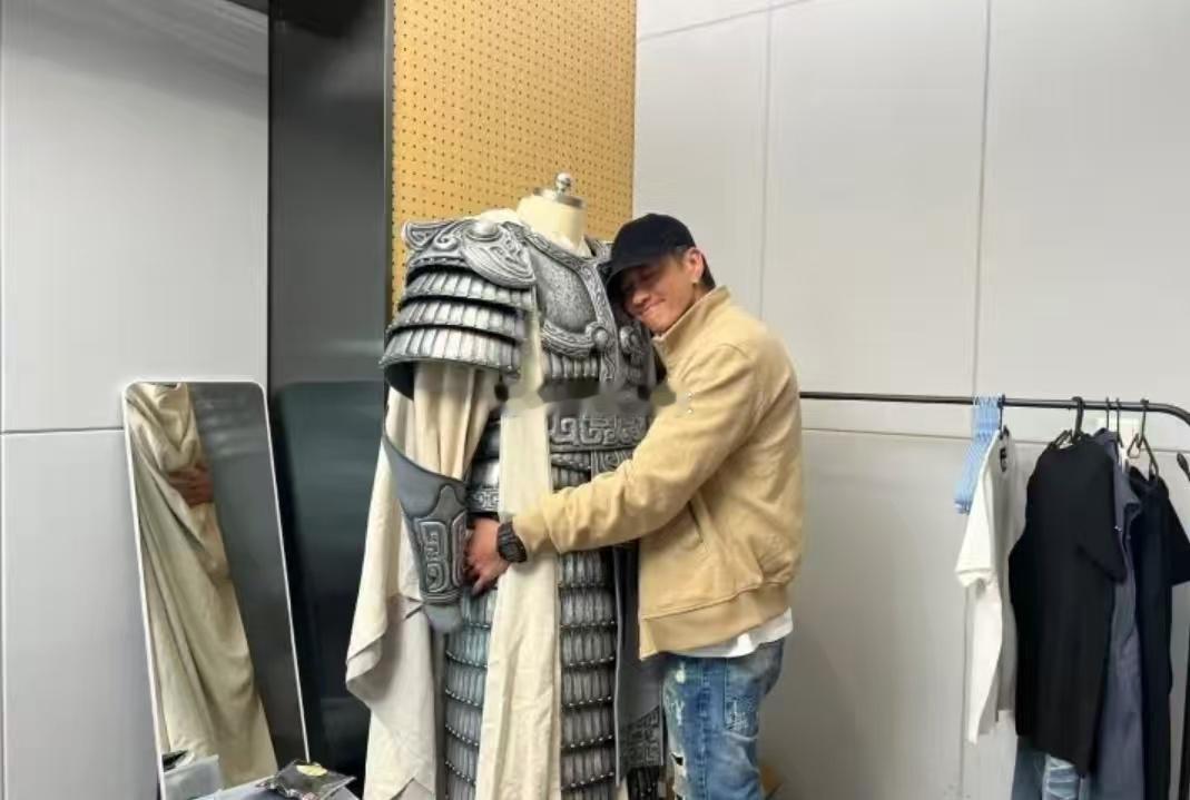 竟然有点感动不知道为什么，宿迁终于迎回来了他们的霸王何润东现身宿迁奥体