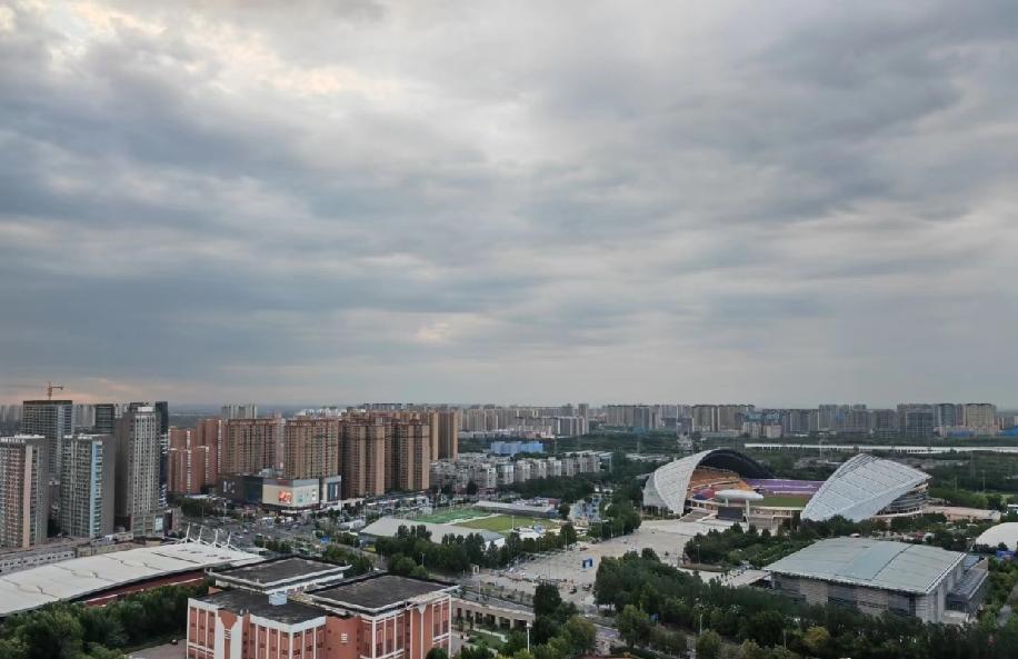 和郑州城中村拆迁后分到安置房的村民聊了聊，发现各村的物业费情况还挺不一样的。有不