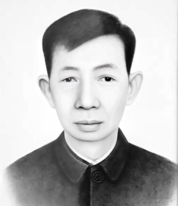 中国人民解放军将领名录之第595位，梁茂富（1903一）生于福建长汀县。
幼年读