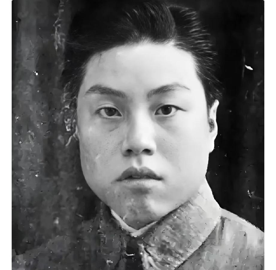 致敬隐蔽战线的英雄：
别再叫错名字了！

你可能从未意识到，
′有些历史上的英雄