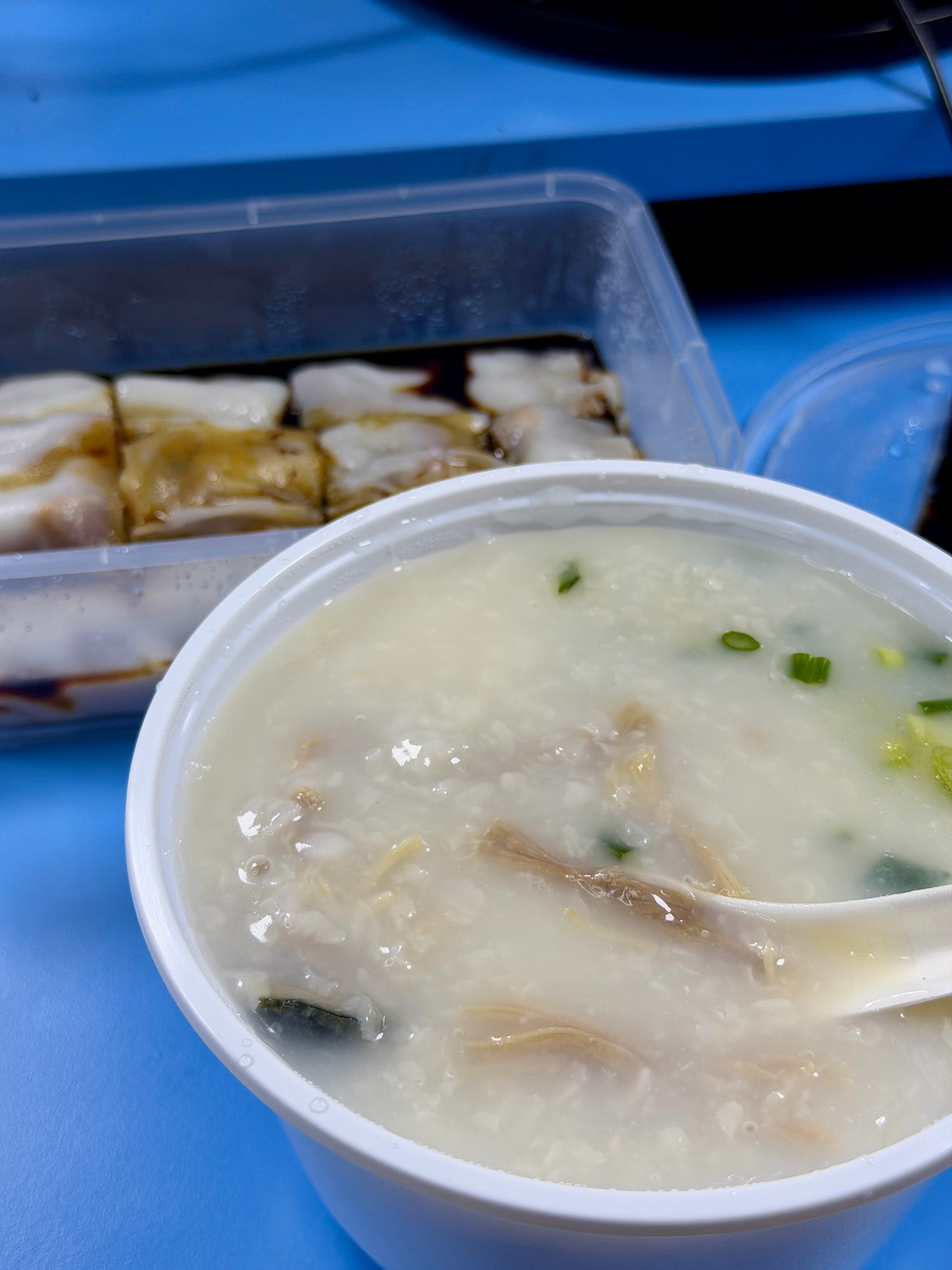 皮蛋瘦肉粥+叉燒腸