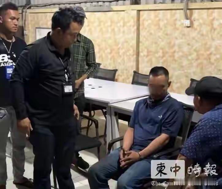据《柬中时报》报道，7月12日，一名中国籍的女医生在金边市郎哥区的一家诊所内死亡