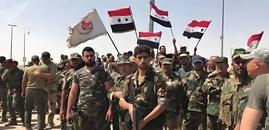 叙利亚内乱现在叙利亚阿拉维派终于知道自己的软弱是多么的愚蠢，当时叙利亚政府军有2