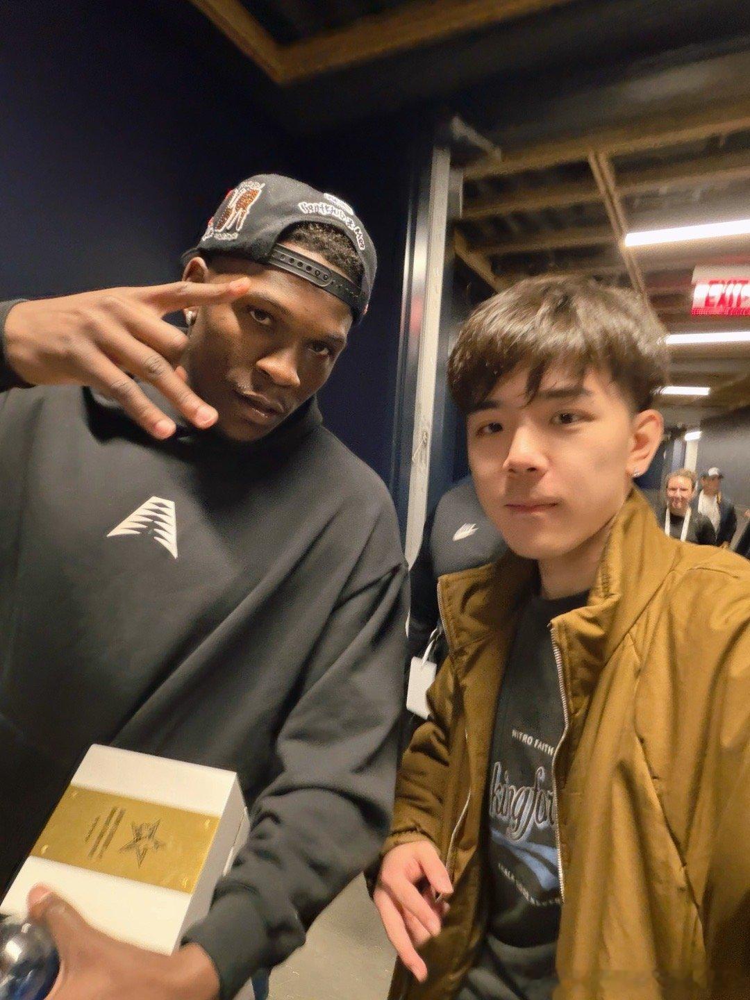 AMVP！华子！ 美国·洛杉矶