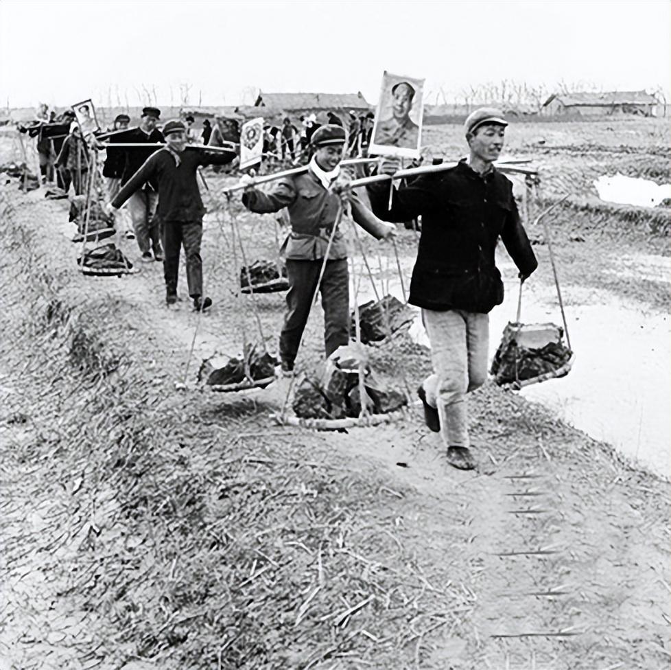 1960年红旗渠引水工程，本意是造福百姓，为何却遭村民不断状告？
 
红旗渠引水