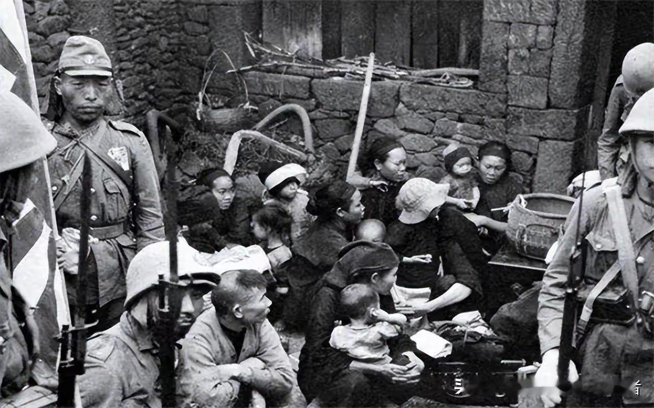 十七岁少女一锅开水送鬼子归西，四十年后孙子才知英雄是奶奶。

1943年秋，山东