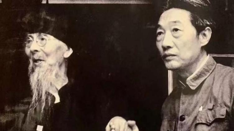 1956年，92岁的齐白石，突然得知好友徐悲鸿已去世3年，立马赶到徐家。一进门，