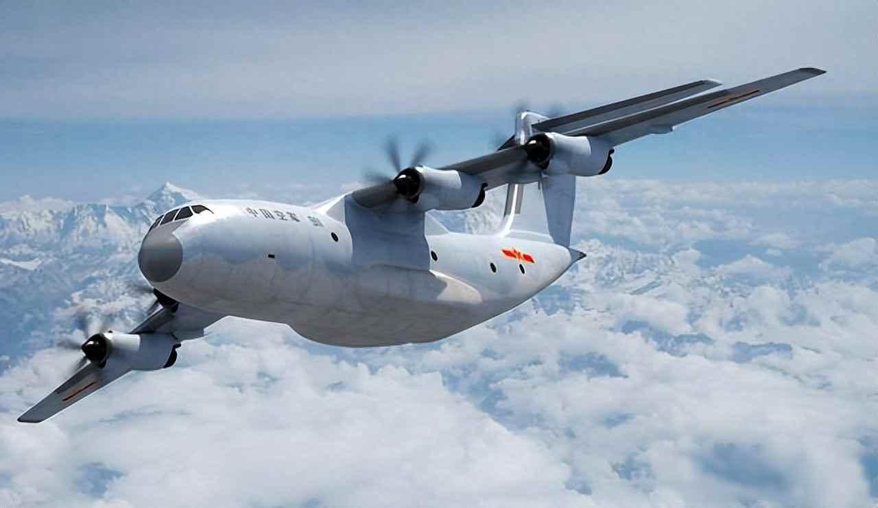 运-30终于露面了，十年等得人心焦，它真能挑大梁吗？

昨天这架飞机被拍到首飞，