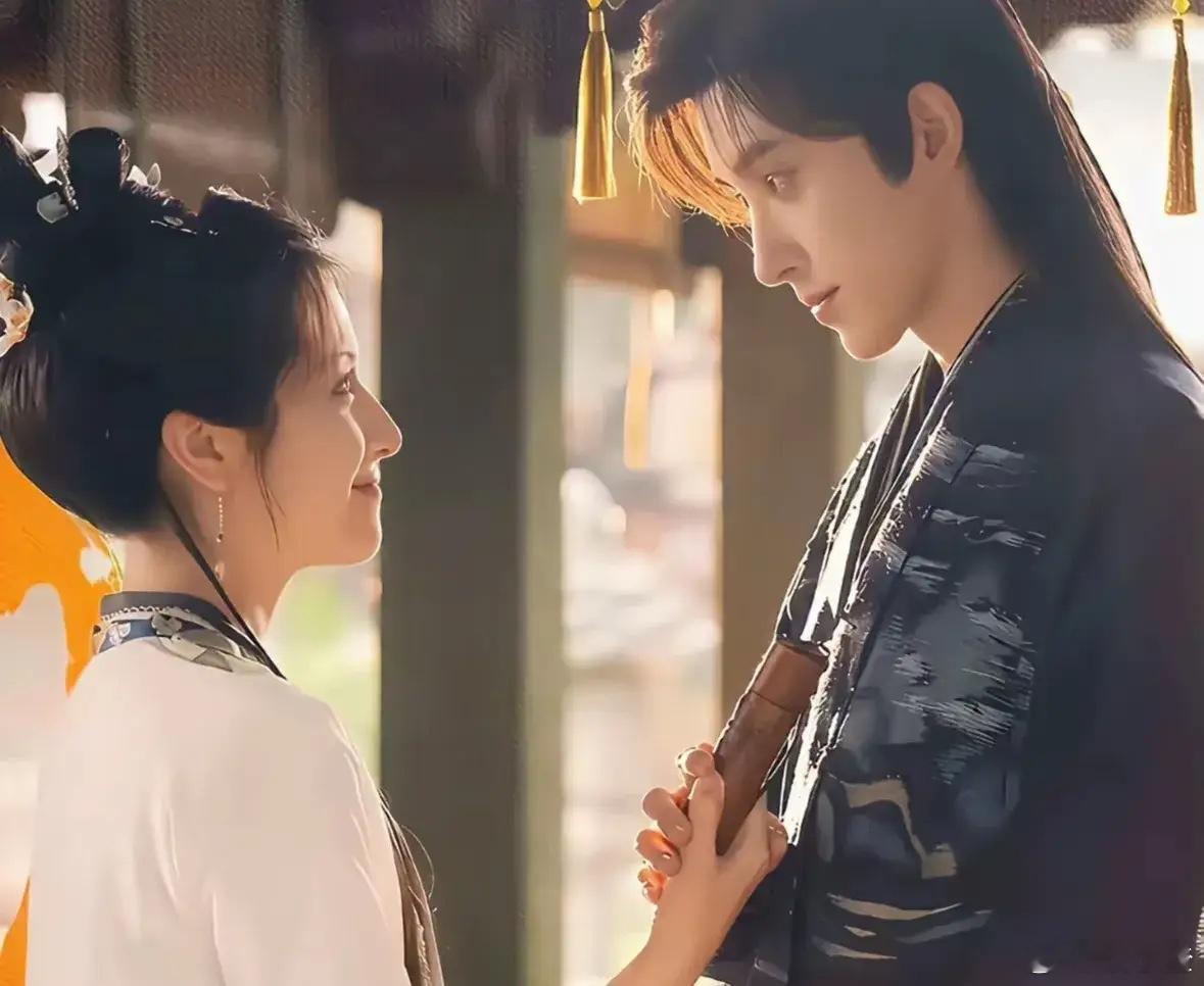 假如我是《朝雪录》的导演，在敖瑞鹏和任嘉伦之间选男主角，还真得好好琢磨一番。最近
