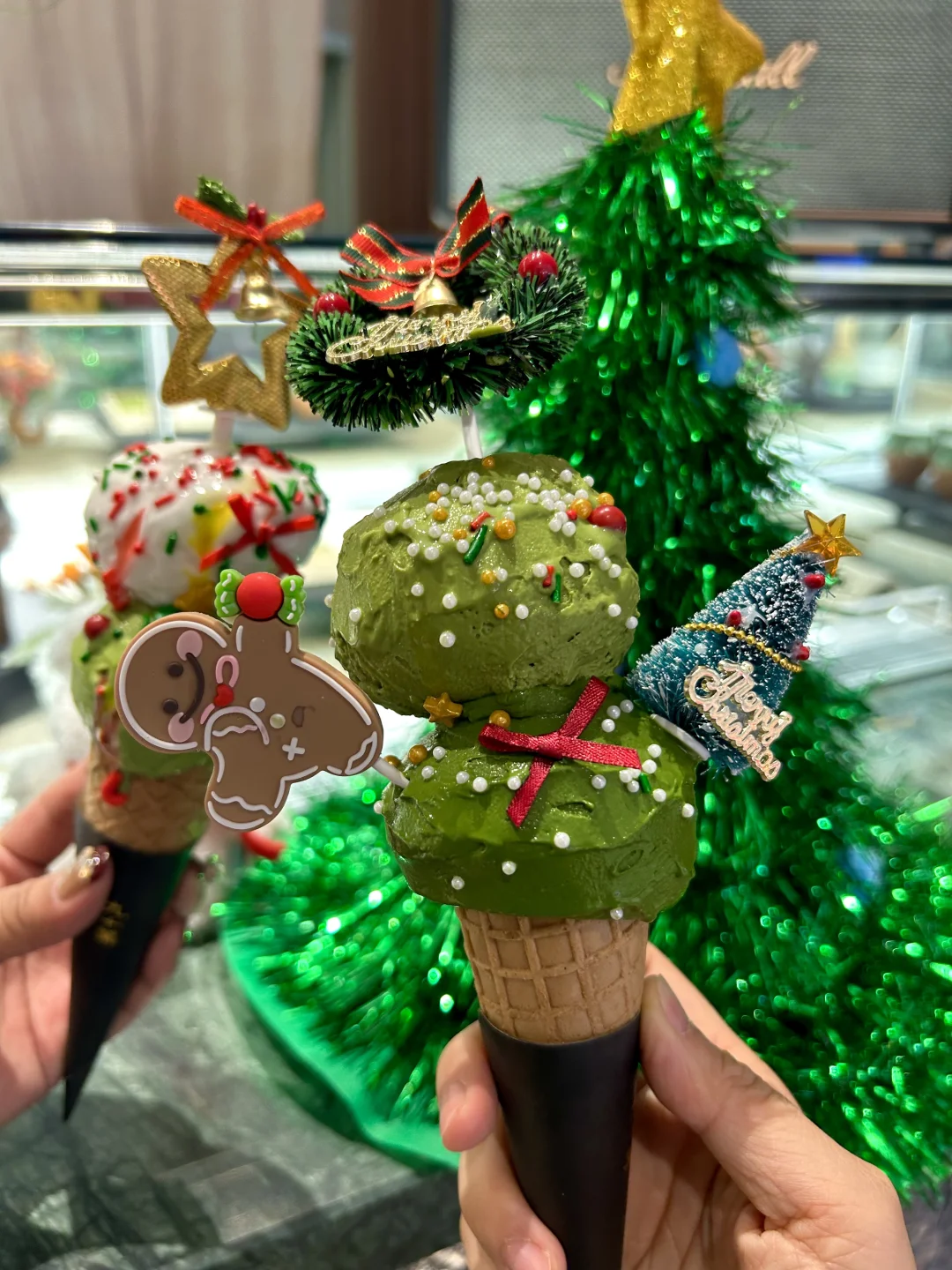 今年圣诞节会有心软的神给我买吗？🎄🍓🎄