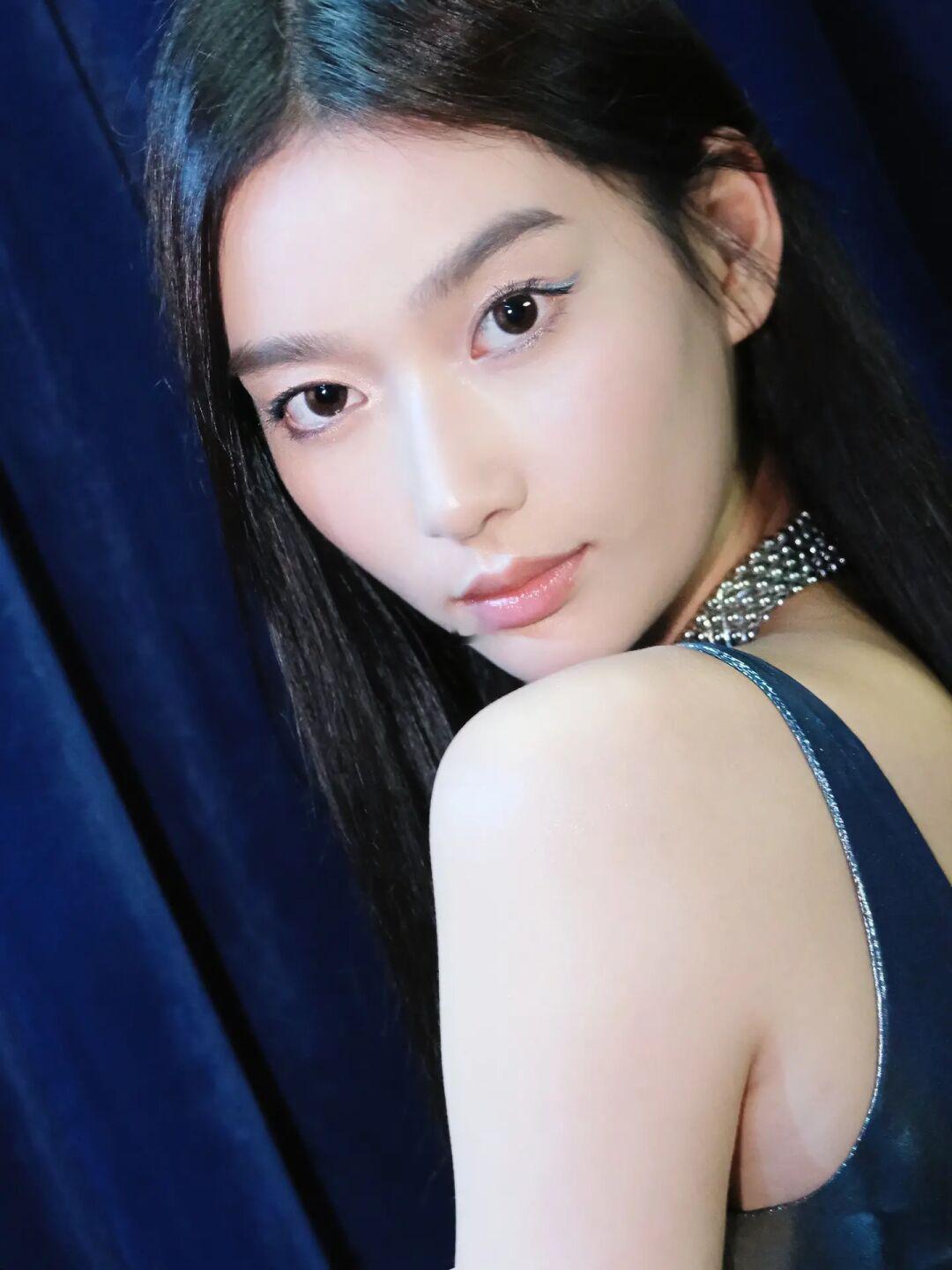 无所畏惧e人勇闯黑夜派对！