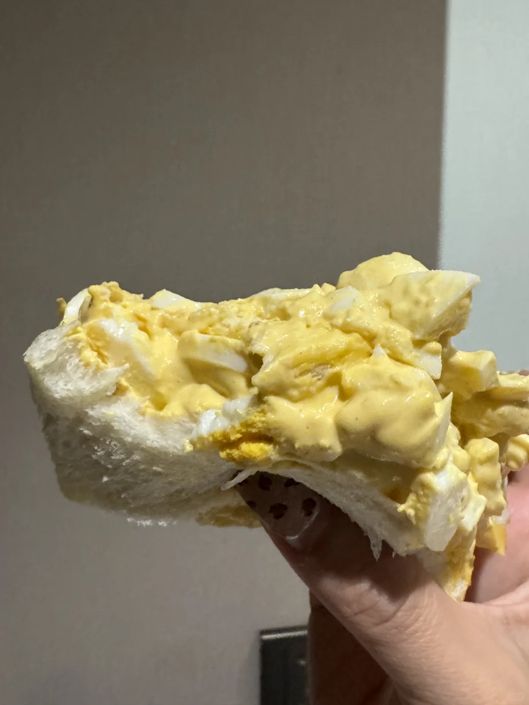 嘛呀 皮薄大馅三明治是吧
