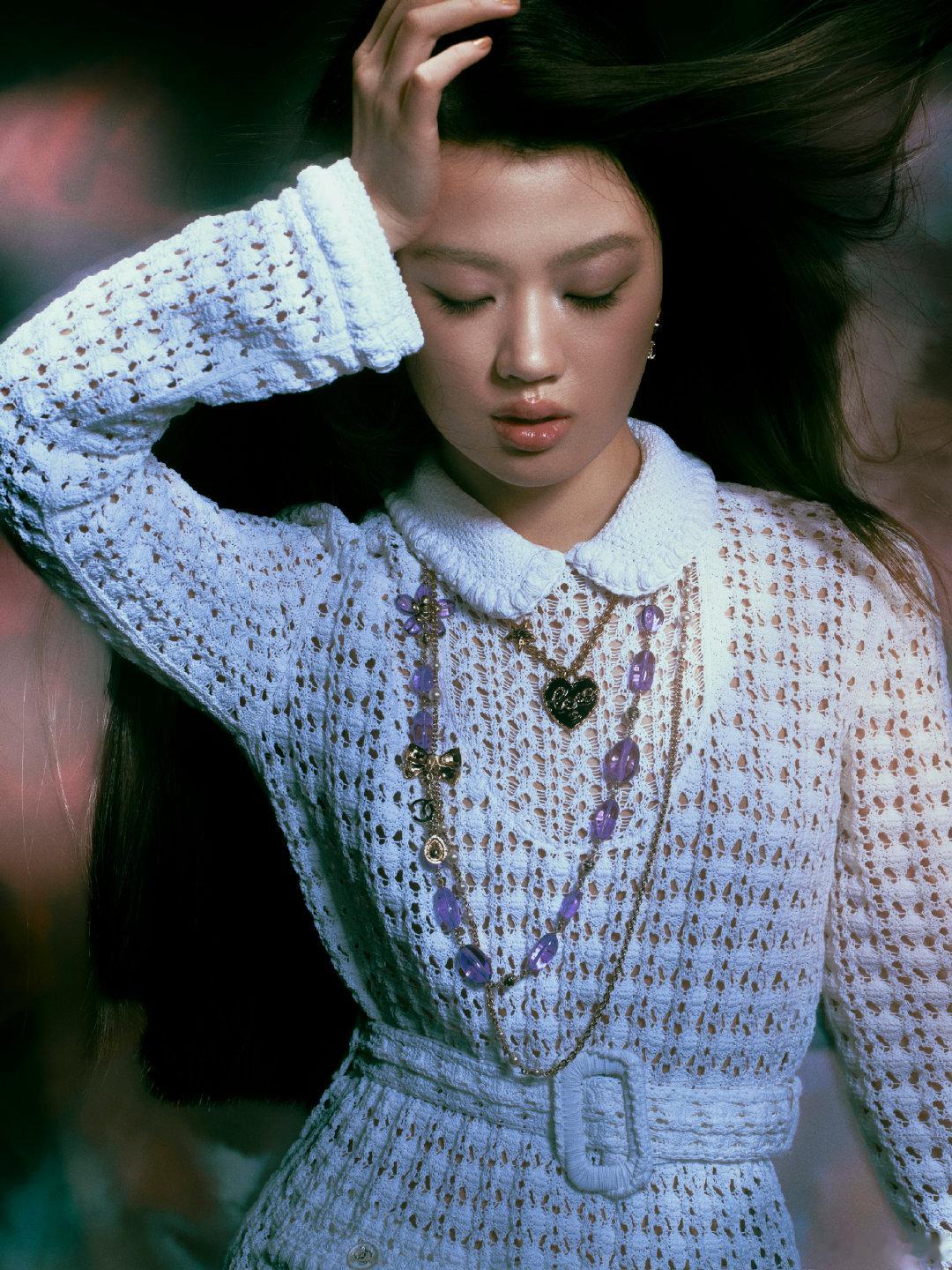 单依纯跨晚造型单依纯一朵朝着夜盛开的向日葵 单姐来啦！期待 