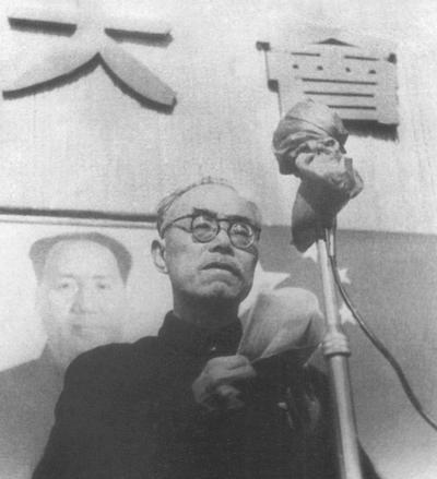 1950年，周恩来提议入朝军队名为“支援军”，黄炎培反对：“自古道师出有名，名不