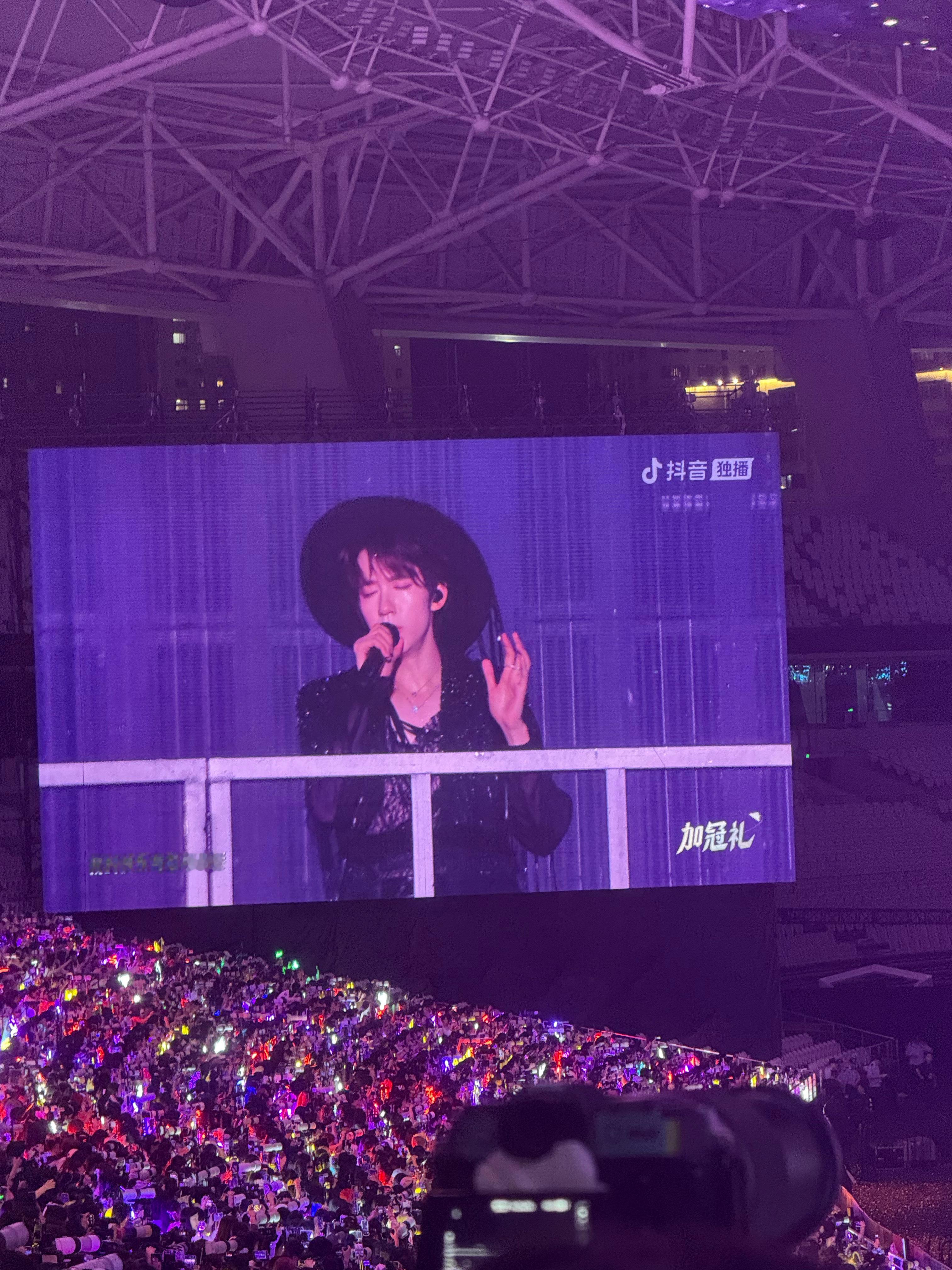 美神降临… 