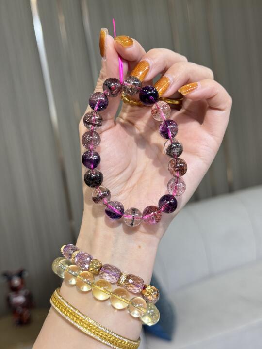 戴上了梦寐以求的超七~ 最近爱戴玻利维亚滴透透紫~黄紫共生矿才牛~ 水...