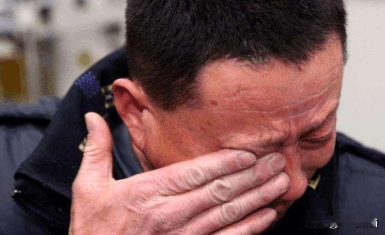10年前，住家保姆说家里遇到了困难。我二话不说就借给了她250000。她保证很快