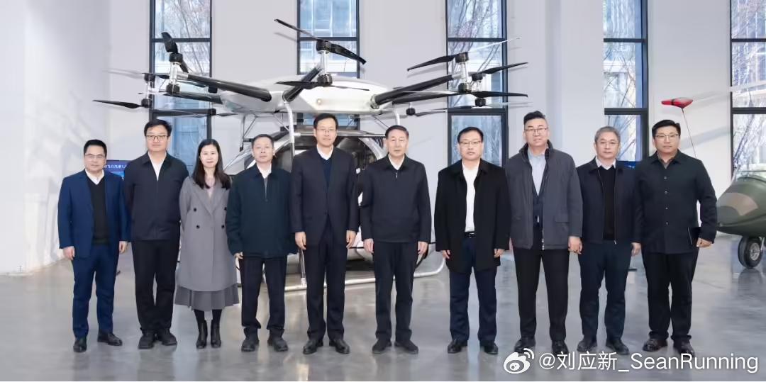 12月9日，江汽集团与北京理工合肥无人智能装备研究院、阿尔特汽车三方共建的飞行汽