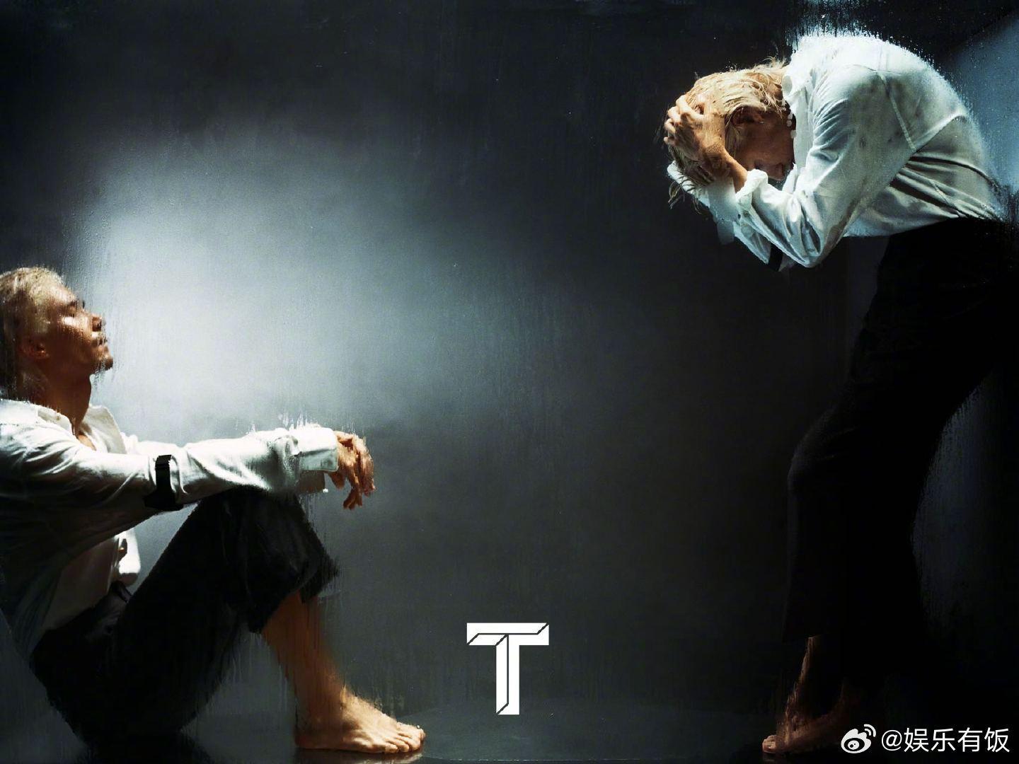 米卡好辣 这个米卡辣成啥了！前不久的VOGUE新加坡闭年刊半裸带翅膀就惊艳了一次