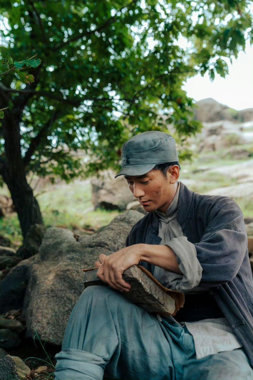 费文典的家书哭得俺不中了 费文典的成长线太戳心了，从逃跑到担当这刀我接不住，真的