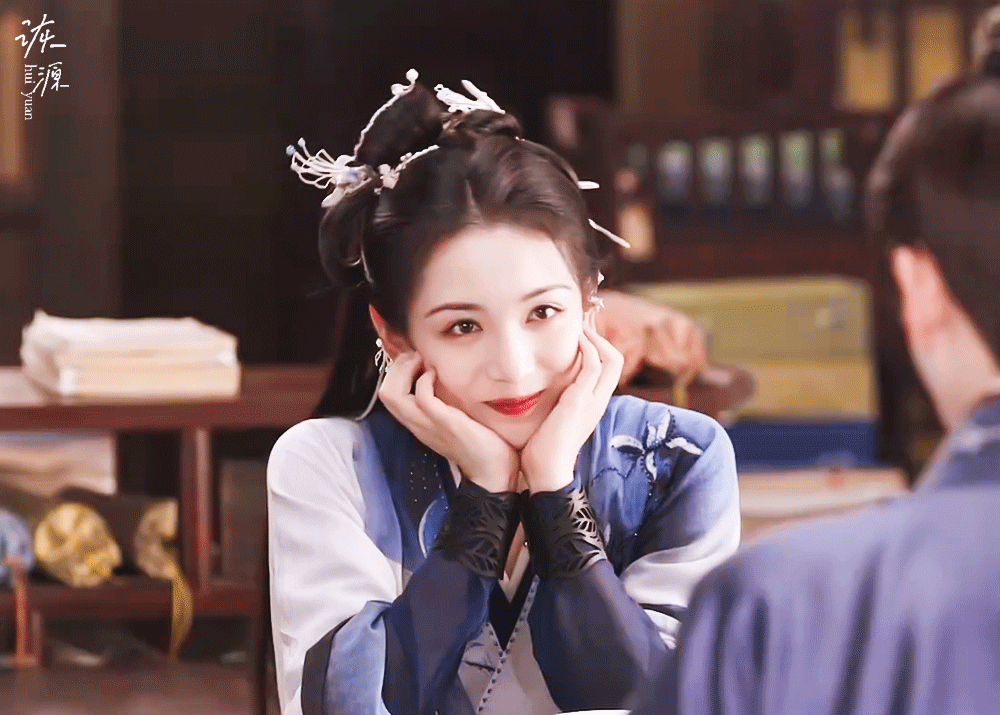 代露娃 《云秀行》卫十三 / 动图▷蓝衣-笑得小脸皱巴巴🥺🥺🥺·捆绑pla