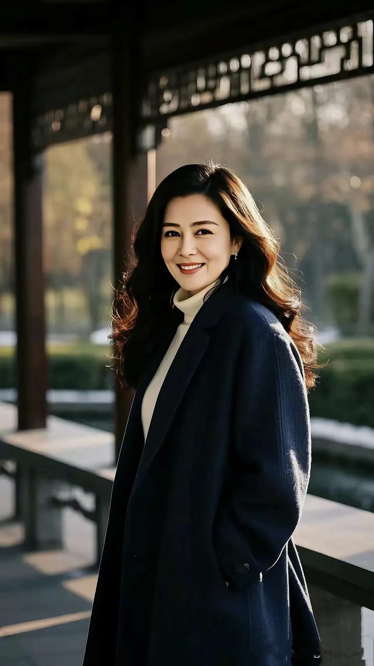 大多数的放弃，是你败给了自己而不是命运。

——  史铁生《我与地坛》 ​史铁生