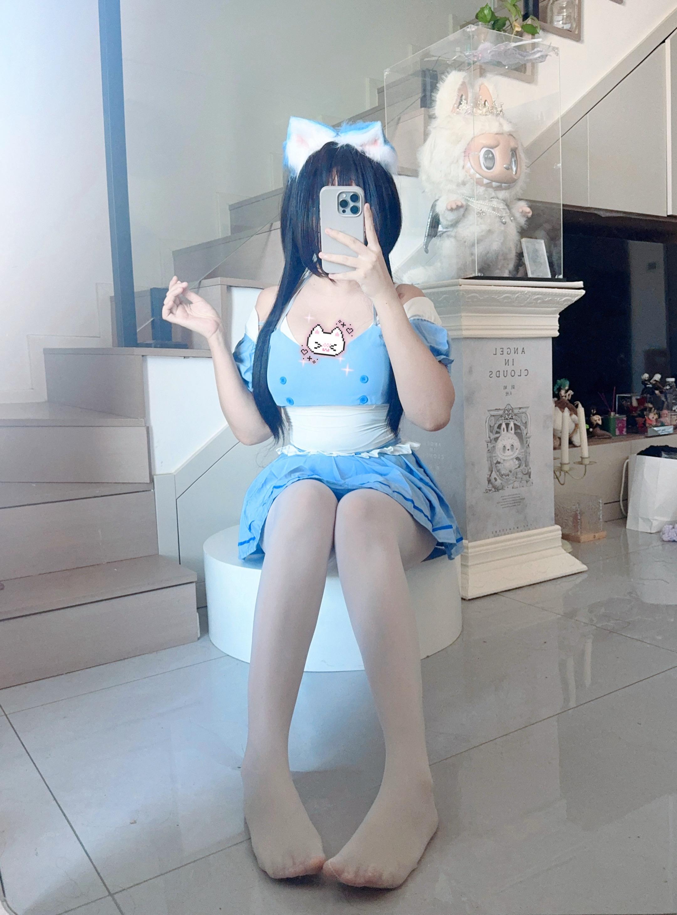 女仆装 少女 漫画腿