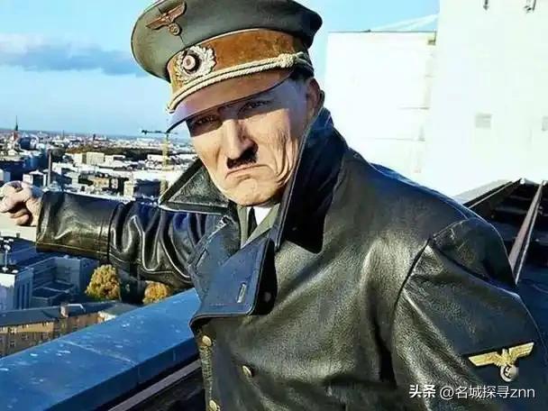 历史是惊人的相似，当年是希特勒逼犹太人四处逃命，现在是犹太人自己四处保命。
希特