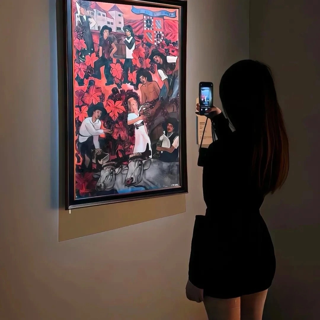 “有能力的男人，不需要女人太强，甚至不需要你抛头露面，他会觉得赚钱是男人的事，不