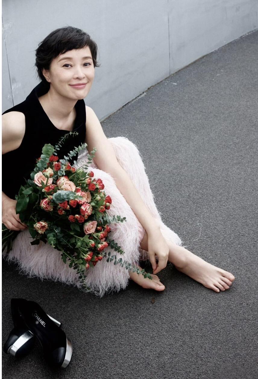 为什么吴越是人生赢家呢?为什么吴越是人生赢家
 
很多人说吴越是人生赢家，并非她