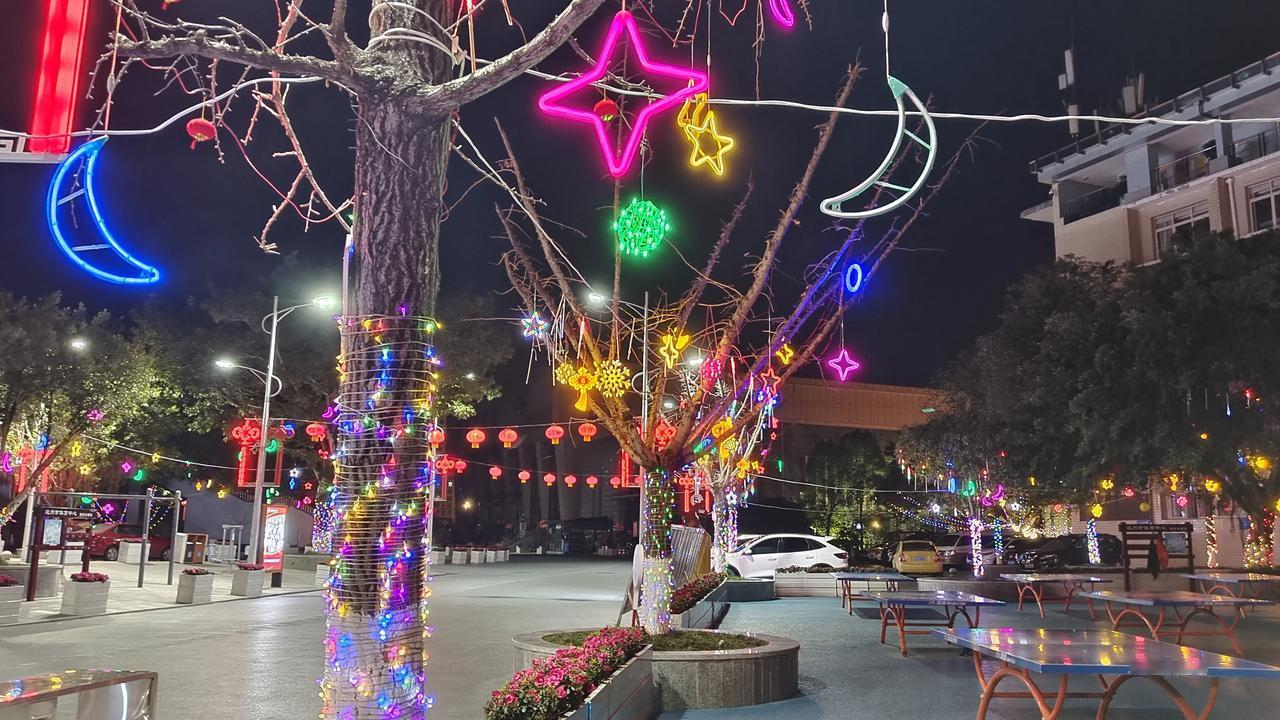 赏璀璨烟火我正在参加天南地北大拜年春节活动，完成任务可瓜分80万元，最高得202