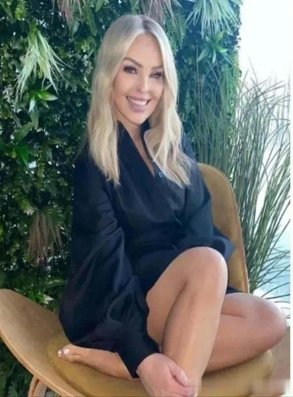 一件发生在英国的真实恶性伤人案件，
这个英国女孩叫kate elizabeth 