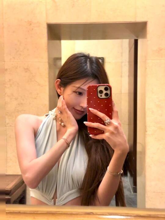 🦋