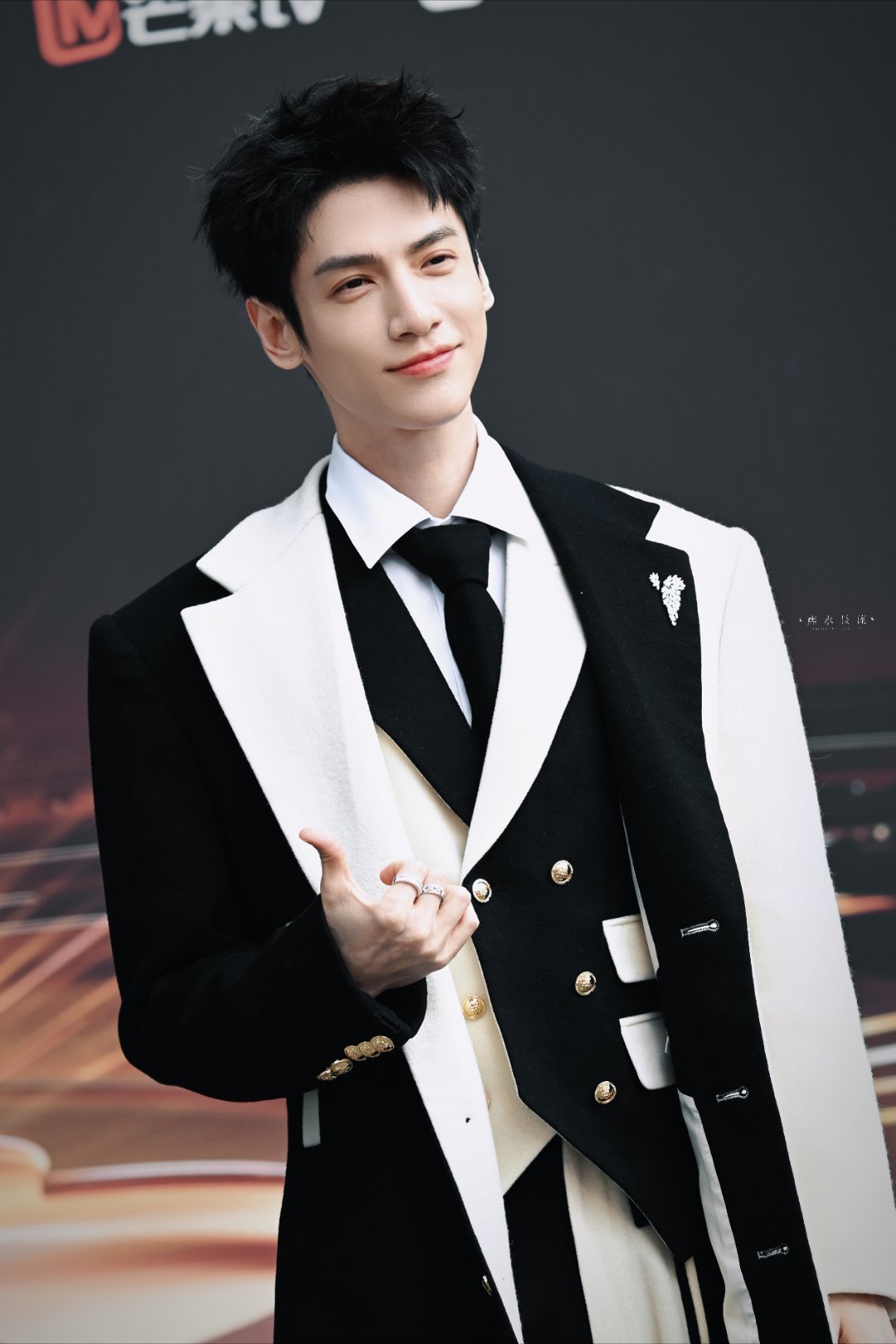 啊啊啊啊啊这么帅！ ​​​