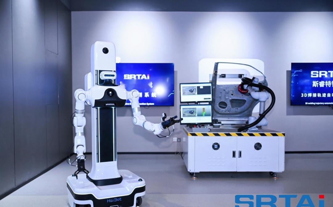 🤖【从一张照片到机器人自主作业，斯睿特首次公开工业机器人“数据飞轮” 】

9