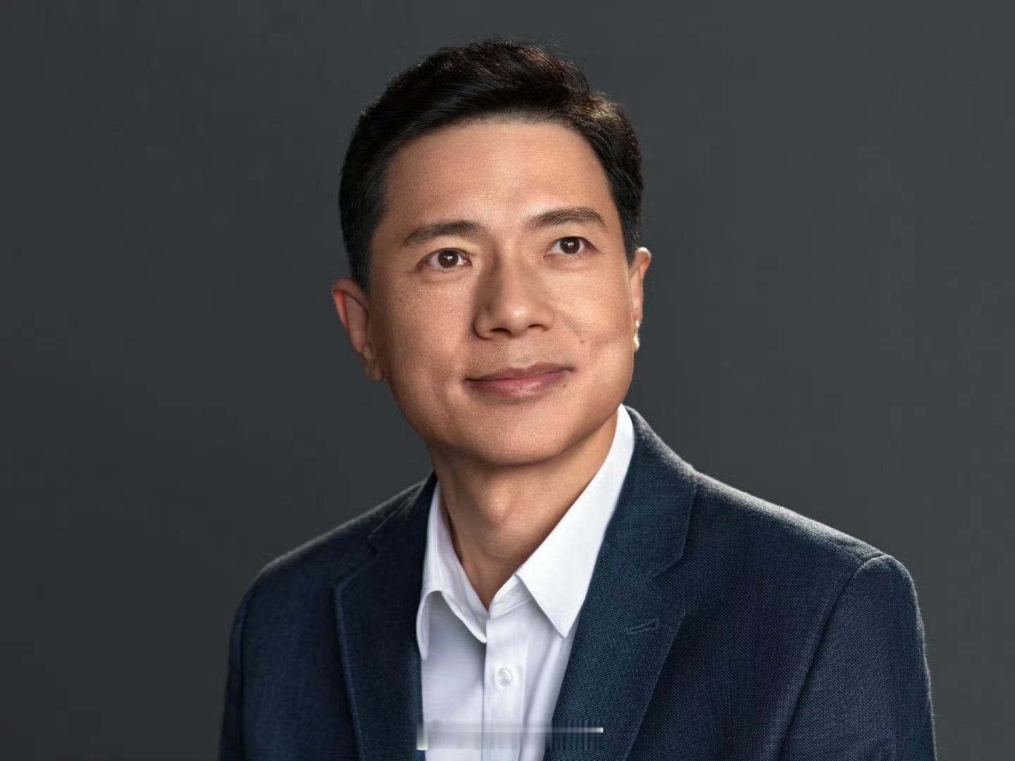 百度新一轮干部轮岗。李彦宏内部信宣布新一轮干部轮岗：何海建出任 CFO。百度30