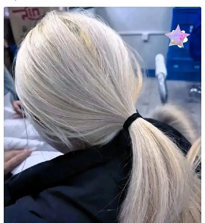 协和皮肤科刚发数据，一年染头超过六次的人，得接触性皮炎的比例飙到快四成。
我翻了