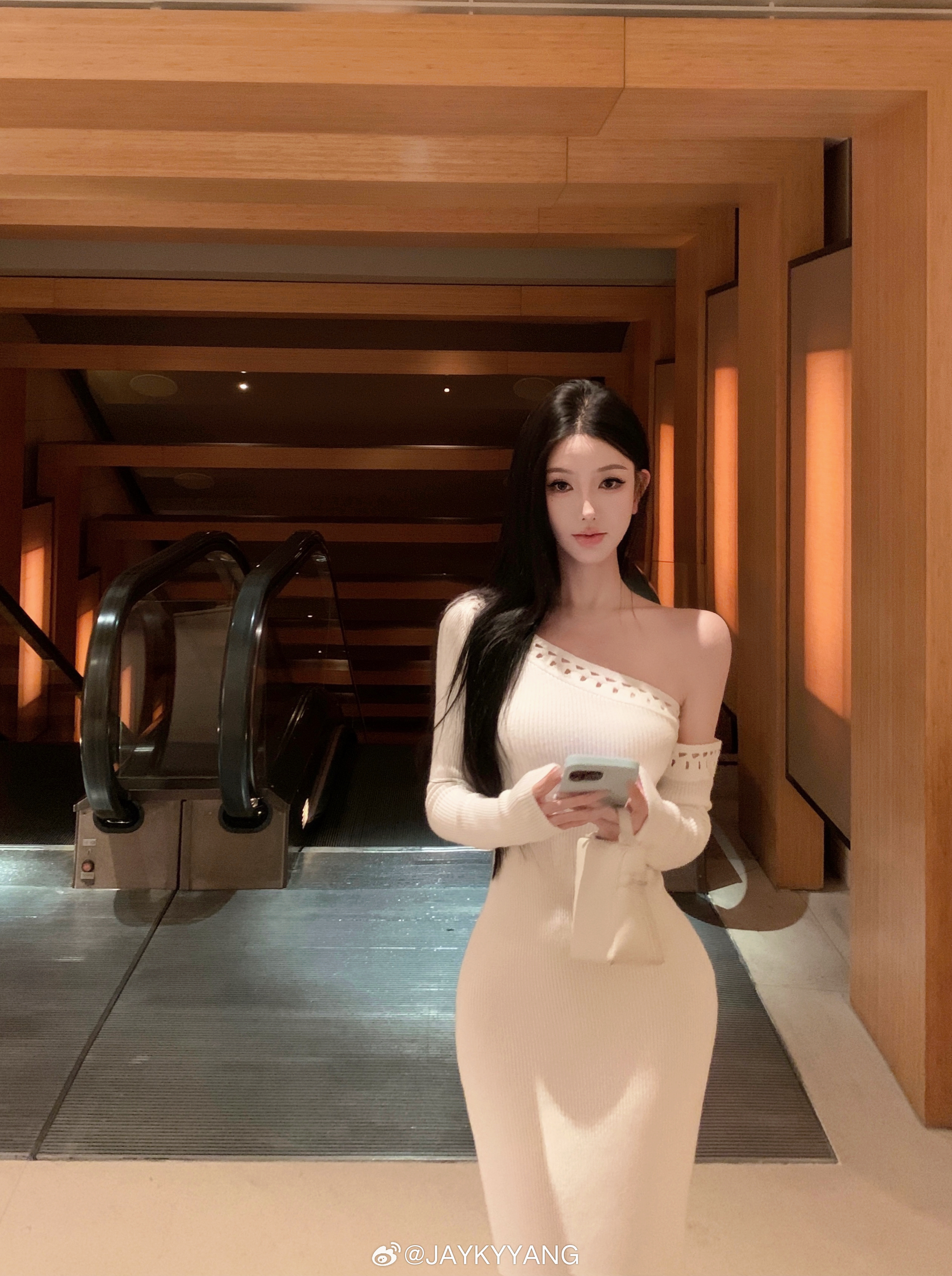 【轻柔日常】的姐妹版前几期你们喜欢的小上衣 这次连衣裙也安排上啦！和之前一样做了