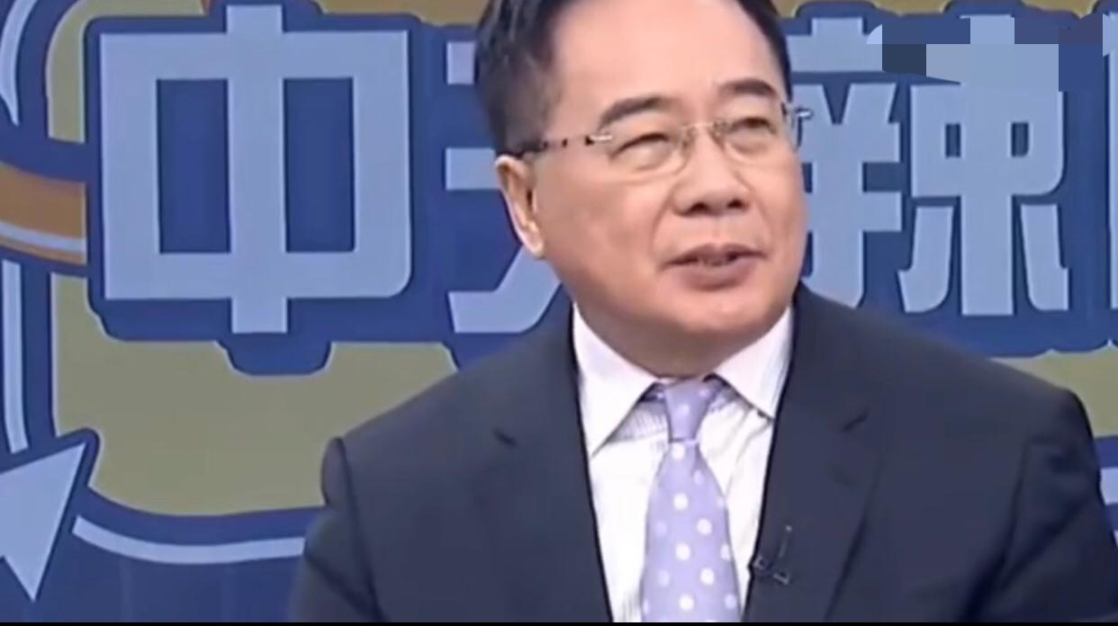 台湾蔡正元表示：巴拿马港口被没收，早就被他给说中了，而当初一堆无知的网民还来攻击