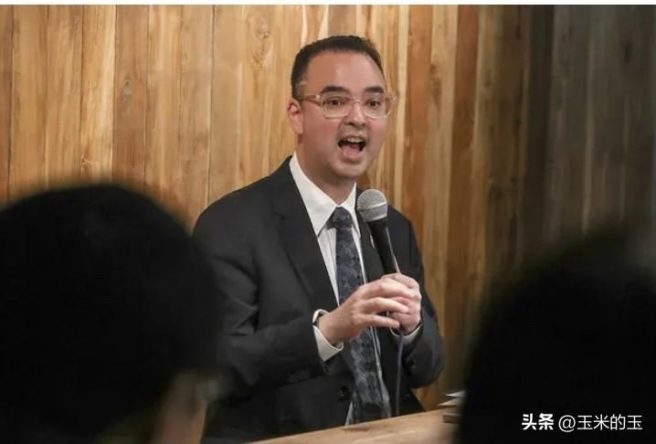 菲律宾参议院少数党领袖艾伦·彼得·卡耶塔诺周四呼吁在基础设施独立委员会中纳入政治