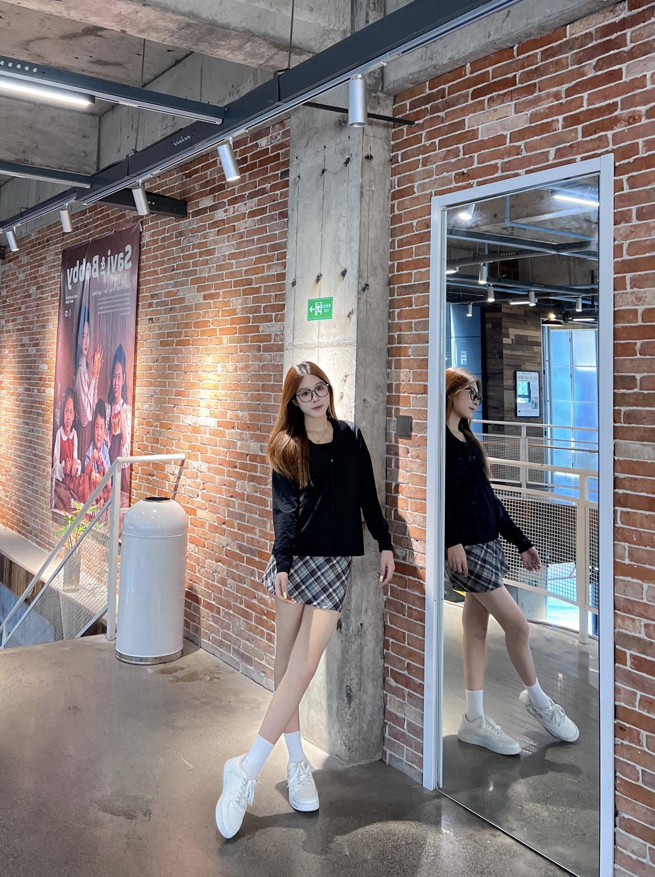 OOTD｜普通女生的清爽日常|||不用费心搭配的一套，宽松防晒衫藏肉又舒服
格纹