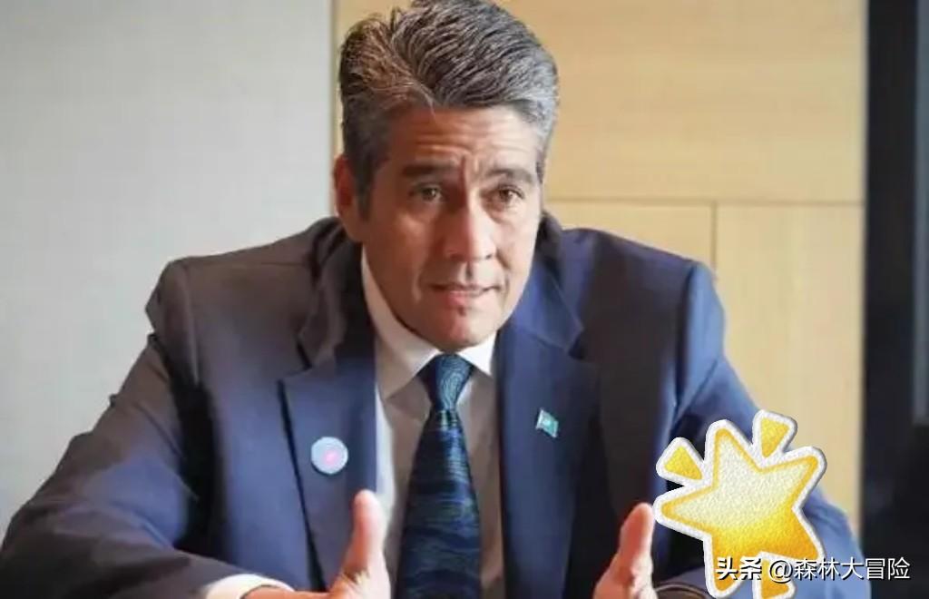 帕劳总统惠普斯发表声明，
 
9月3日，帕劳总统惠普斯接受记者采访时表示：呼吁太