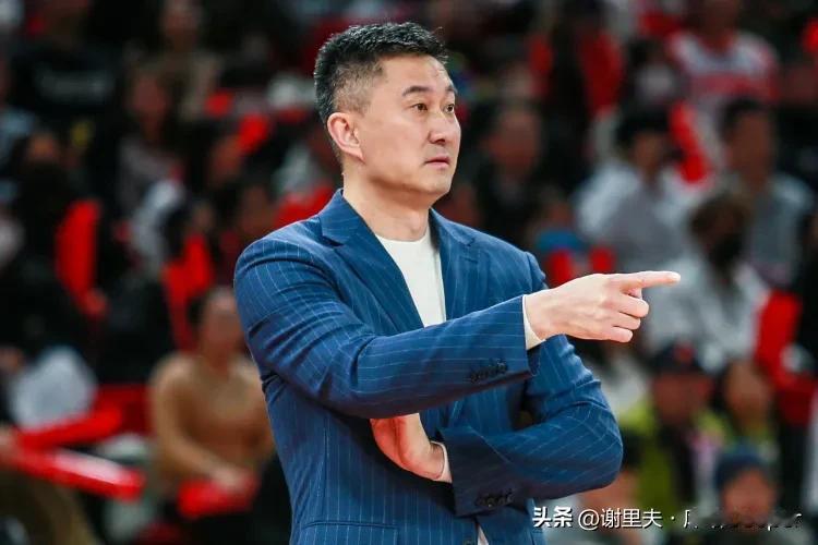 周琦被夺权后续，杜锋有5个“没料到”，特别是最后一个，
一、没料到，
周琦会情绪