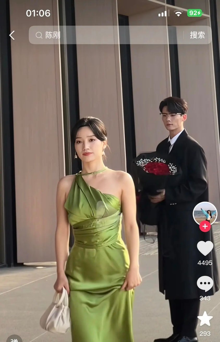 这是卢昱晓不？ ​​​