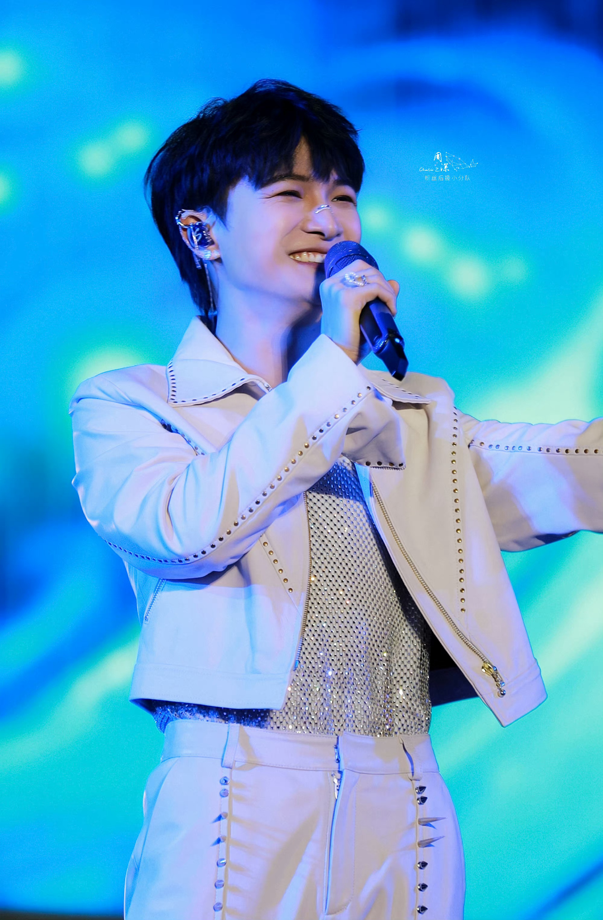 #周深[超话]# [音乐] #周深的歌声温暖治愈#[2023.11.30]🌟广
