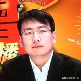 储殷说，我自己是不玩的，但是我从去年开始就玩了。而且跟我这个年纪的人差不多七零后