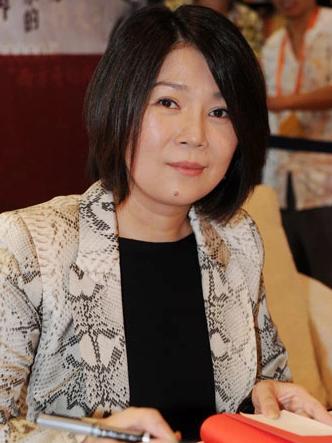 从未见过外公，孔东梅却跟毛主席长得一模一样！瞅见90年代孔东梅回韶山的老照片，第